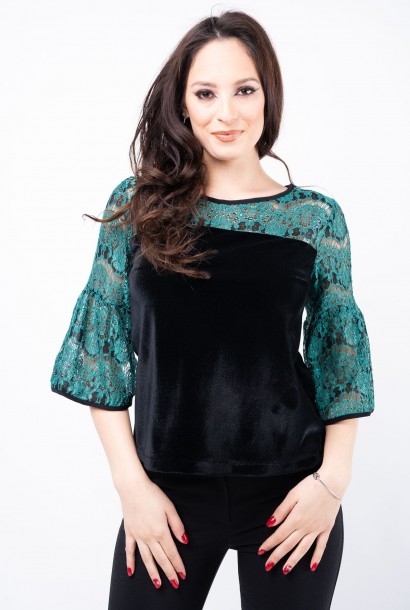 Dámská halenka s krajkou 522410-1