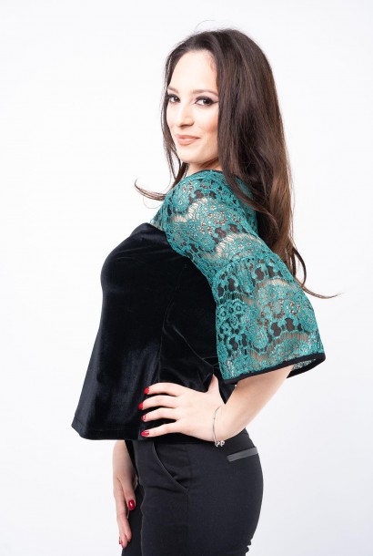 Dámská halenka s krajkou 522410-1